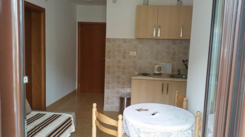 Apartments Zvicer - Milica Budva Exteriör bild