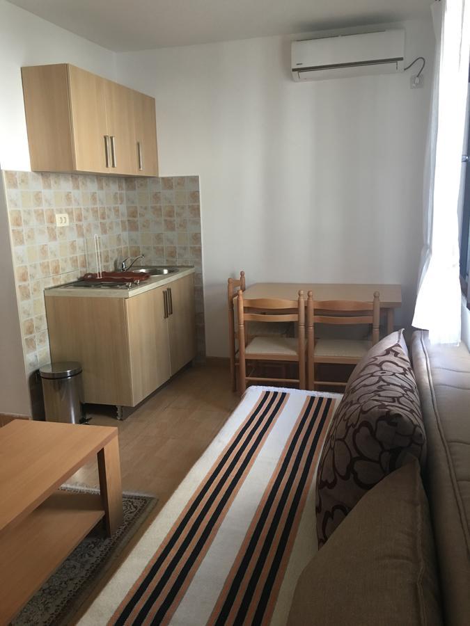 Apartments Zvicer - Milica Budva Exteriör bild